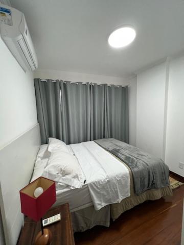 Apto 3 Qts Equipados 3 Min Andando Praia Da Barra Apartemen